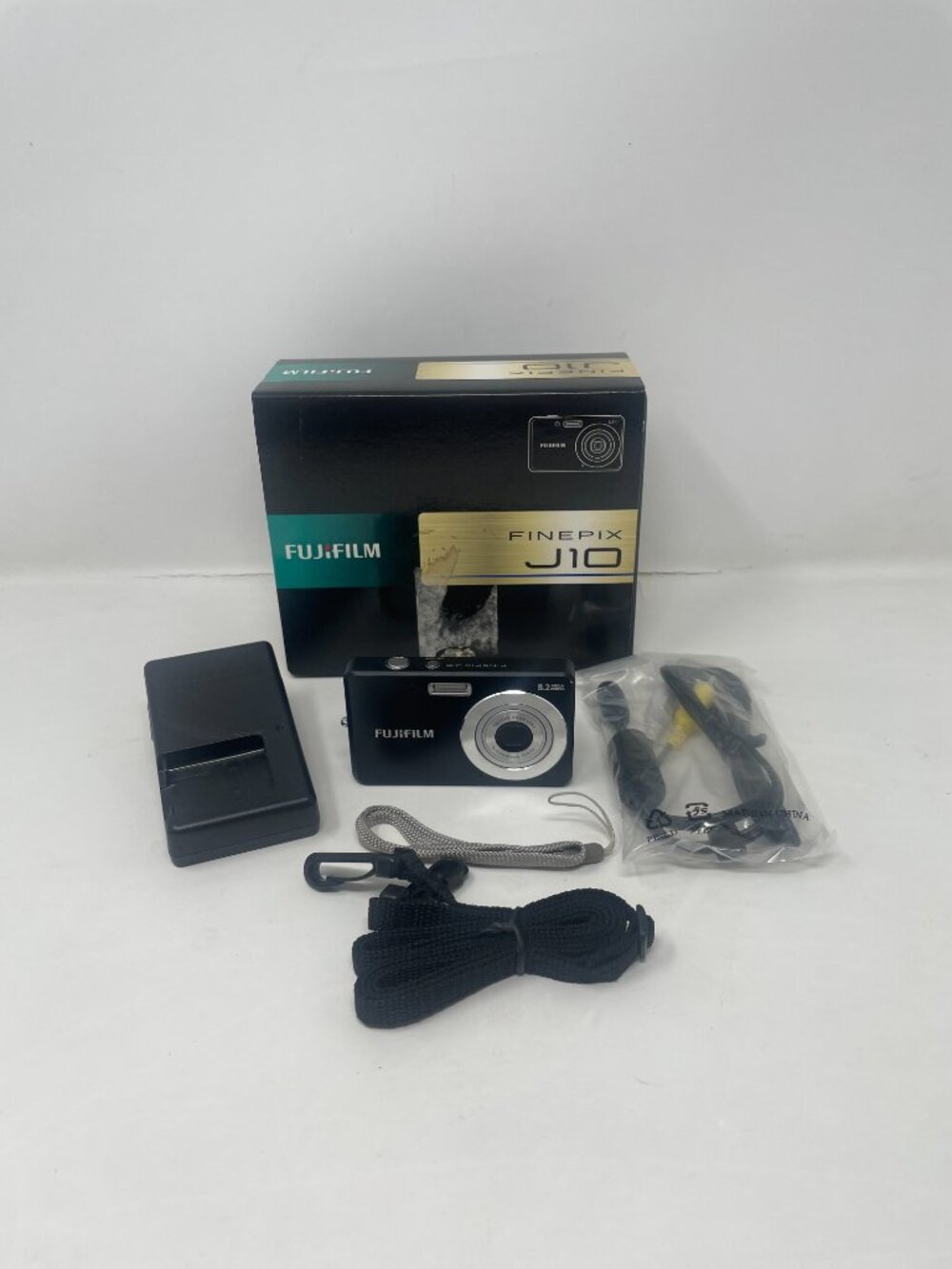 Black Fujifilm FinePix J10 Compact Digital camera
